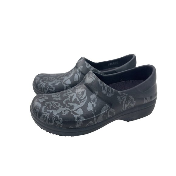 Crocs Professional Clogs Womens Size 7 Black Floral Pattern Slip-Resistant - Picture 1 of 12